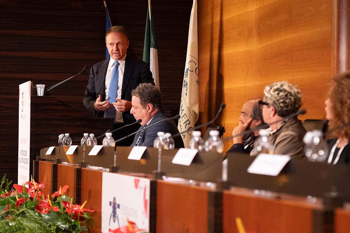 Urso e Lollobrigida: «Ristorazione eccellenza italiana. Ma abbattere costo del lavoro»