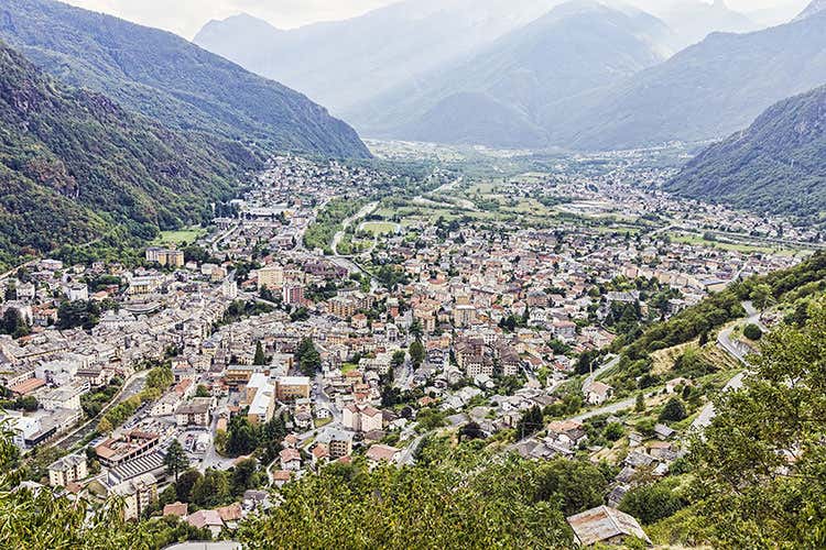 Sondrio (Cresce il turismo lombardo 2 milioni di arrivi in più) Sondrio (Cresce il turismo lombardo 2 milioni di arrivi in più)