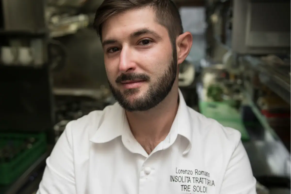 Il titolare e chef Lorenzo Romano In troppi prenotano e non si presentano: caparra obbligatoria al ristorante