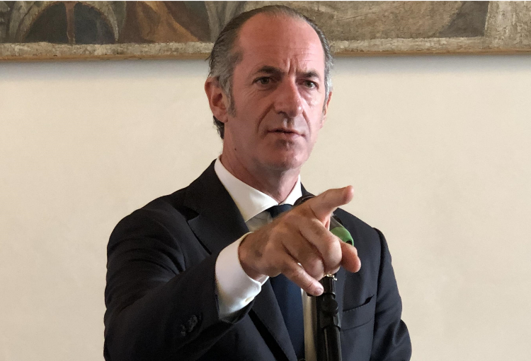Luca Zaia - Doppio assist da Renzi e Zaia: «I ristoratori non sono untori»