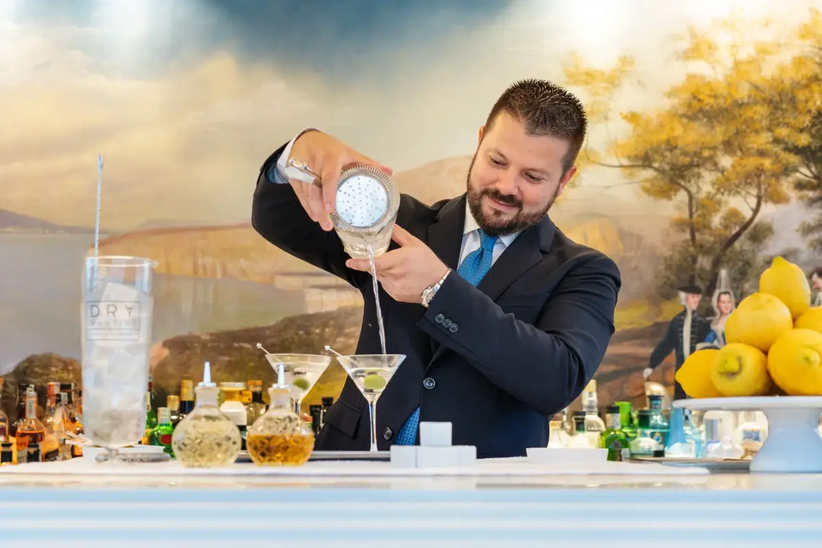 Lucio D'Orsi&nbsp; Le stelle della mixology brillano allo Stilla, il bar del Four Season di Milano