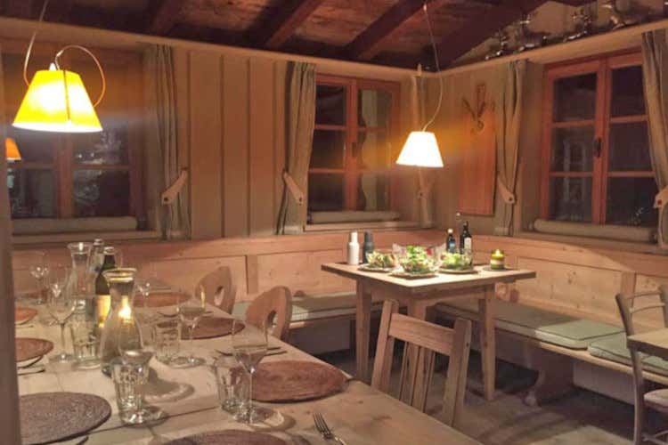 Luis Alm: Il rifugio gourmet ai piedi delle Dolomiti della val Fiscalina