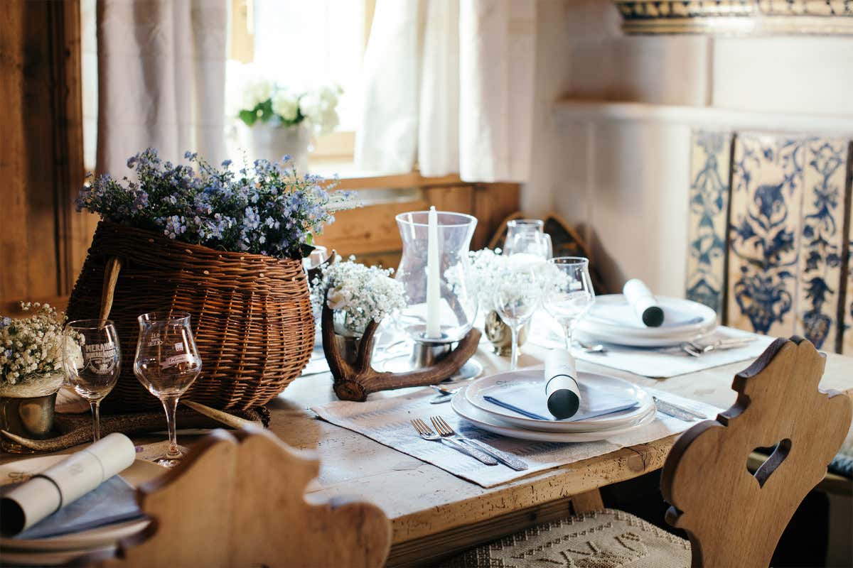 Un tavolo del Luisl Stube&nbsp; Il Luisl Stube porta la birreria Forst sulla guida Michelin