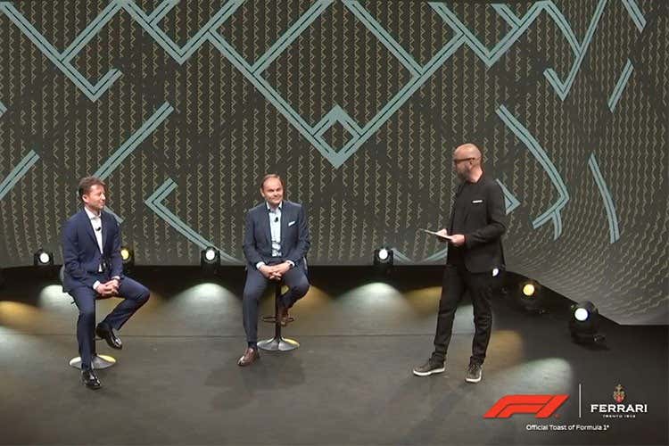 Ferrari sul podio della Formula 1 - Ferrrari Spumante sale sul podio della Formula Uno