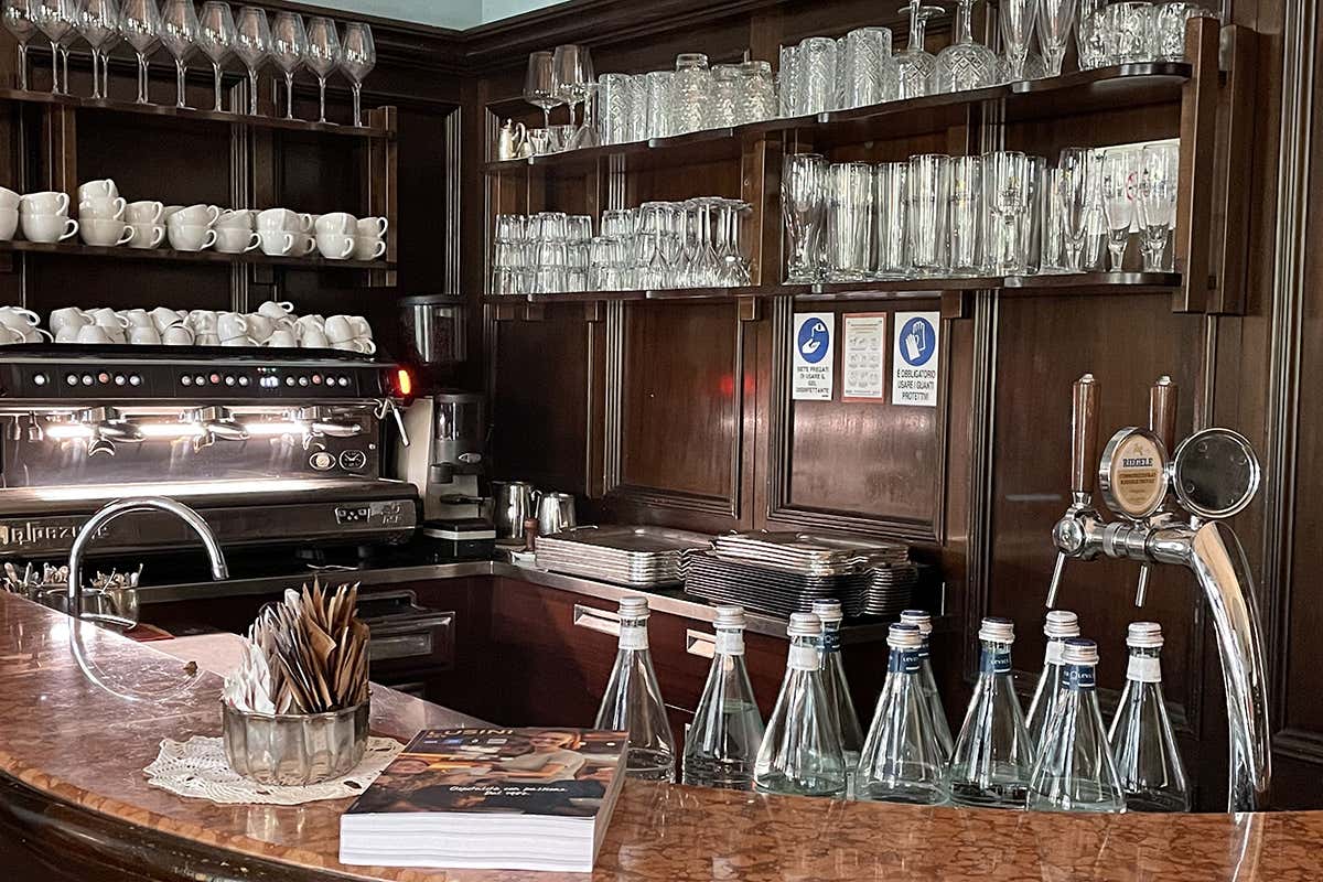 Bichieri per l'area bar Stile e classicità nel connubio tra Lusini e Villa Madruzzo