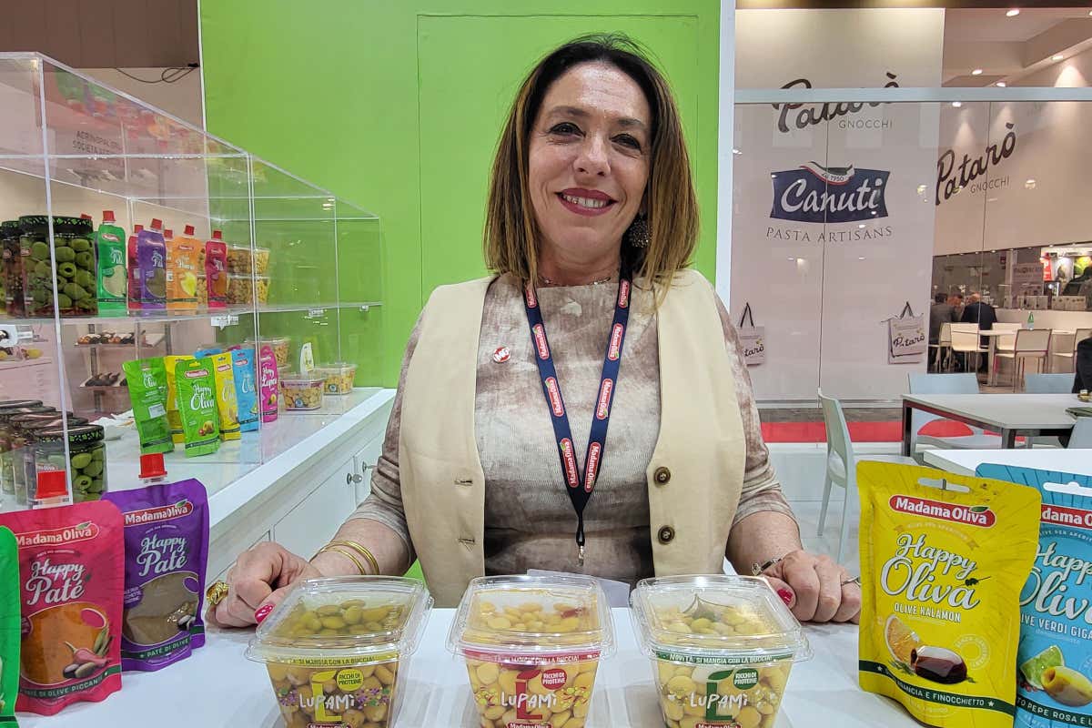 Lupamì: il nuovo volto dei lupini in tre gusti gourmet Lupamì: il nuovo volto dei lupini in tre gusti gourmet
