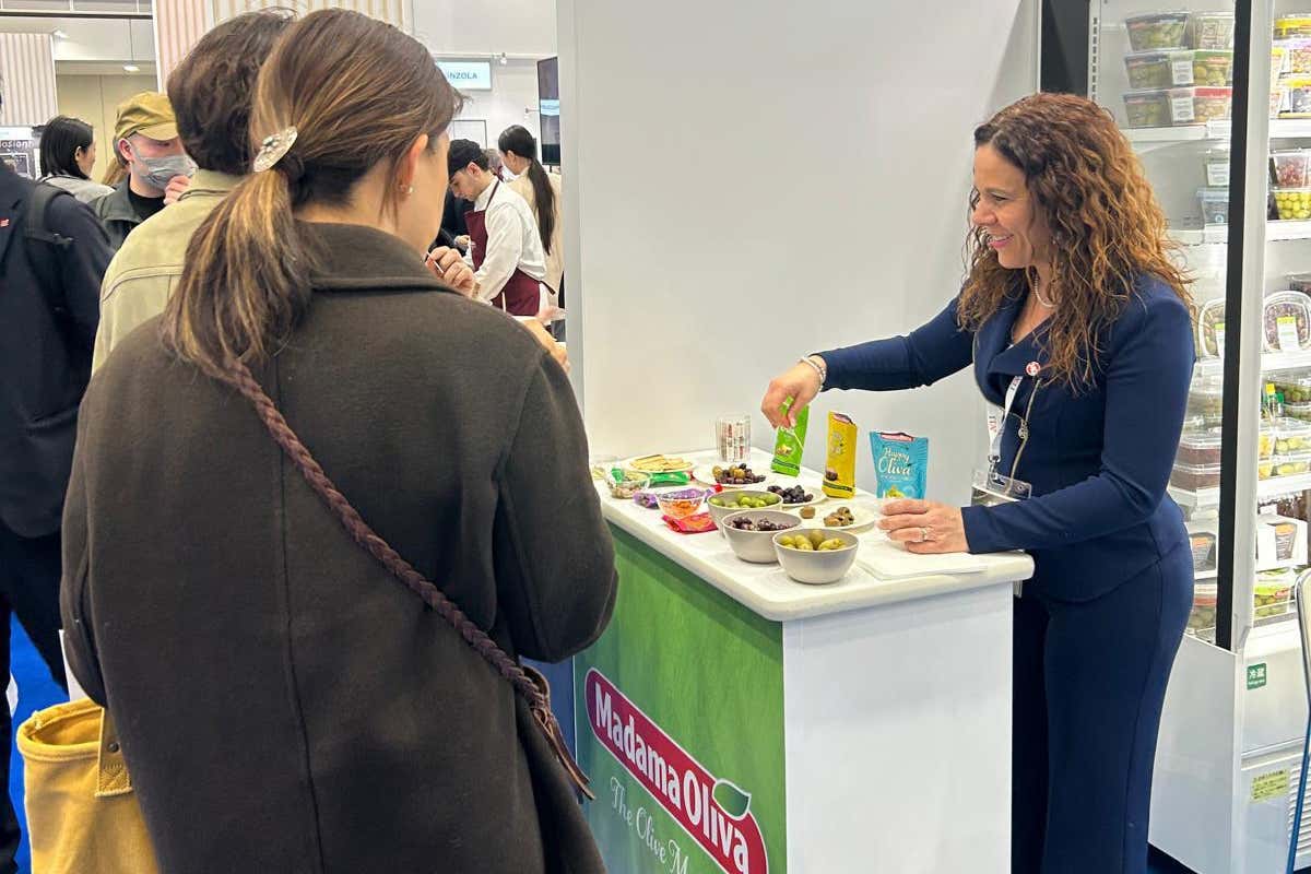 Madama Oliva ha visto il proprio fatturato all'estero crescere del 6,4% nel 2025 Olive Made in Italy: Madama Oliva cresce all&rsquo;estero e punta sull'Asia