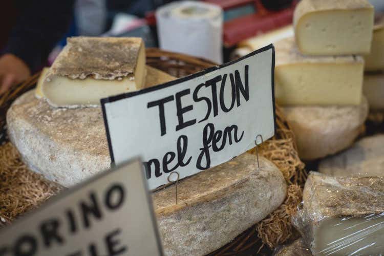 (Il formaggio di montagna a Made in Malga Tre giorni tra degustazioni e riti tipici) (Il formaggio di montagna a Made in Malga Tre giorni tra degustazioni e riti tipici)