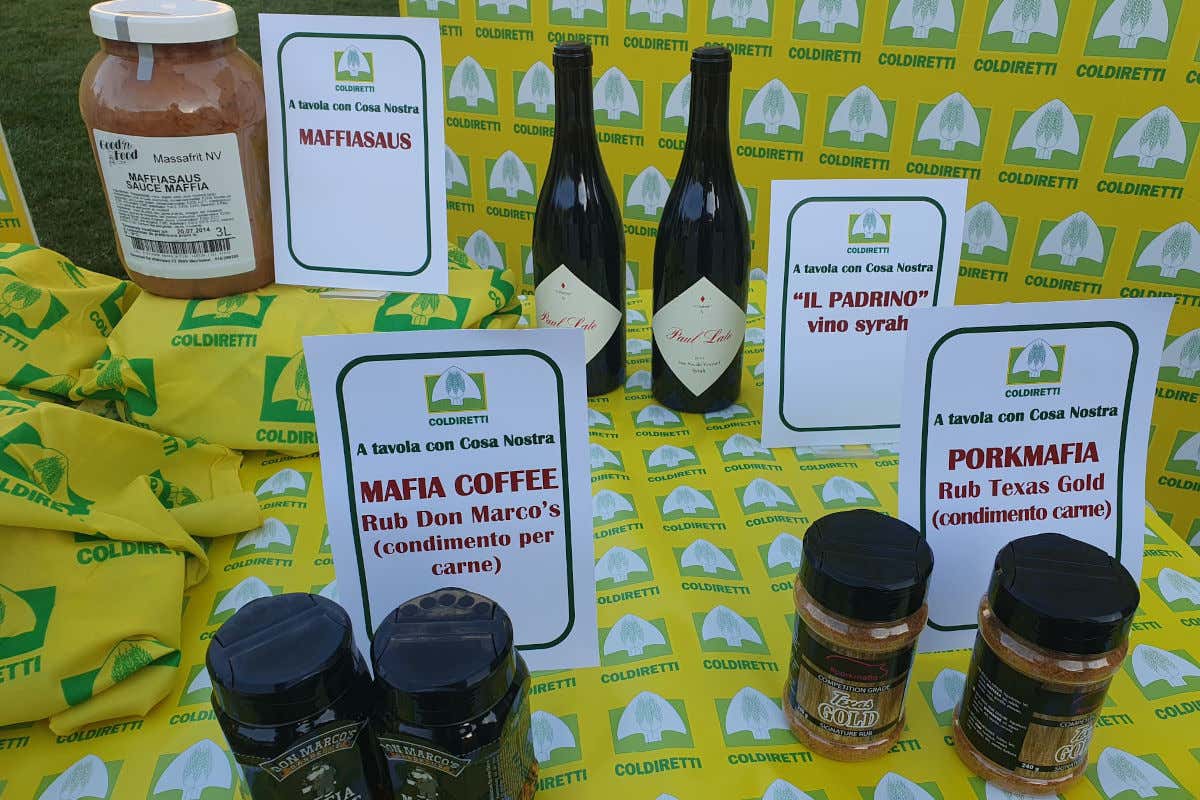 Alcuni prodotti che richiamano nel nome quello della criminalità organizzata Cibi e bevande con nomi