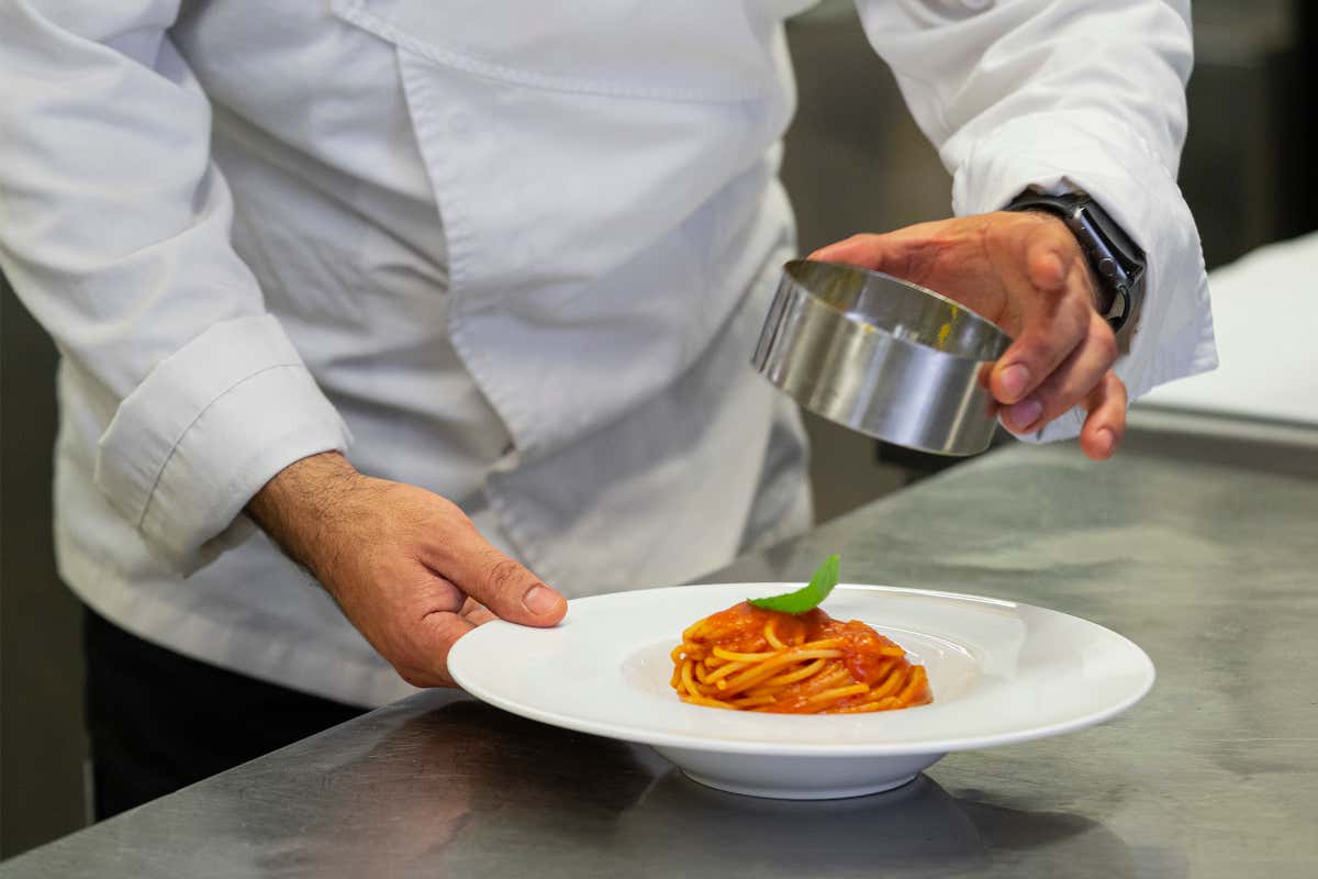 Cucina gourmet e golf a Tolcinasco: arriva il Maio Restaurant