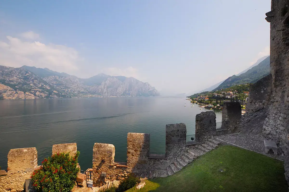 Il casello di Malcesine Alla scoperta del Grada veneto, tra leggende, cucina, cultura e sport tutto l&rsquo;anno