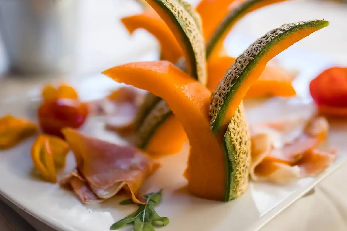 Ottima cucina informale, prevalentemente italiana Mama sbarca a Roma con prezzi pop e stile unico