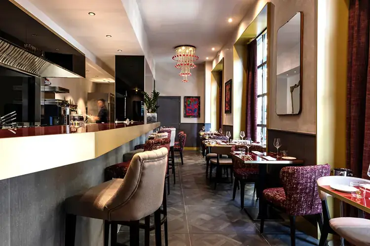 Mammar&agrave;, il nuovo bistrot di Milano Ai piedi dei grattacieli meneghini apre il bistrot mediterraneo Mammar&agrave;