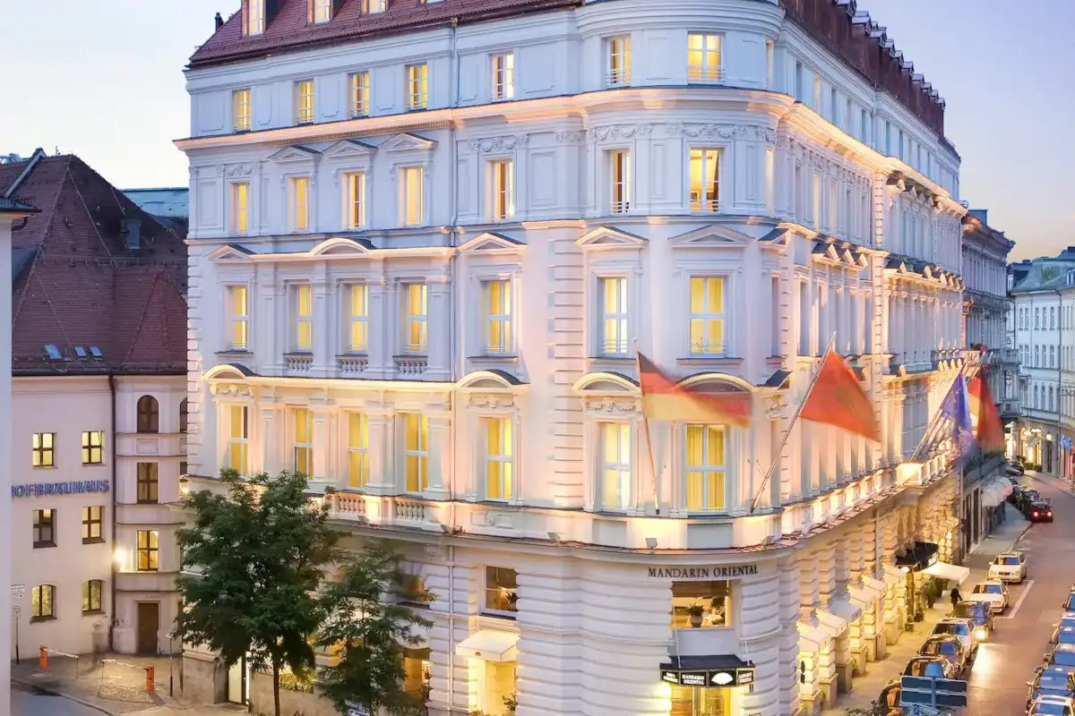 Il Mandarin Oriental di Monaco di Baviera&nbsp; Nelle grandi citt&agrave; d'Europa il Natale &egrave; firmato Mandarin Oriental
