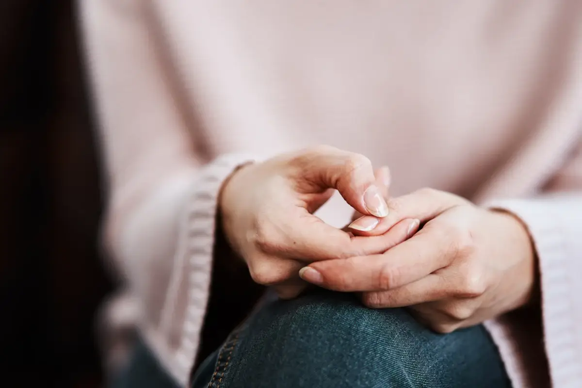 Giradito: che cos&rsquo;&egrave; e quando &egrave; necessario rivolgersi allo specialista?