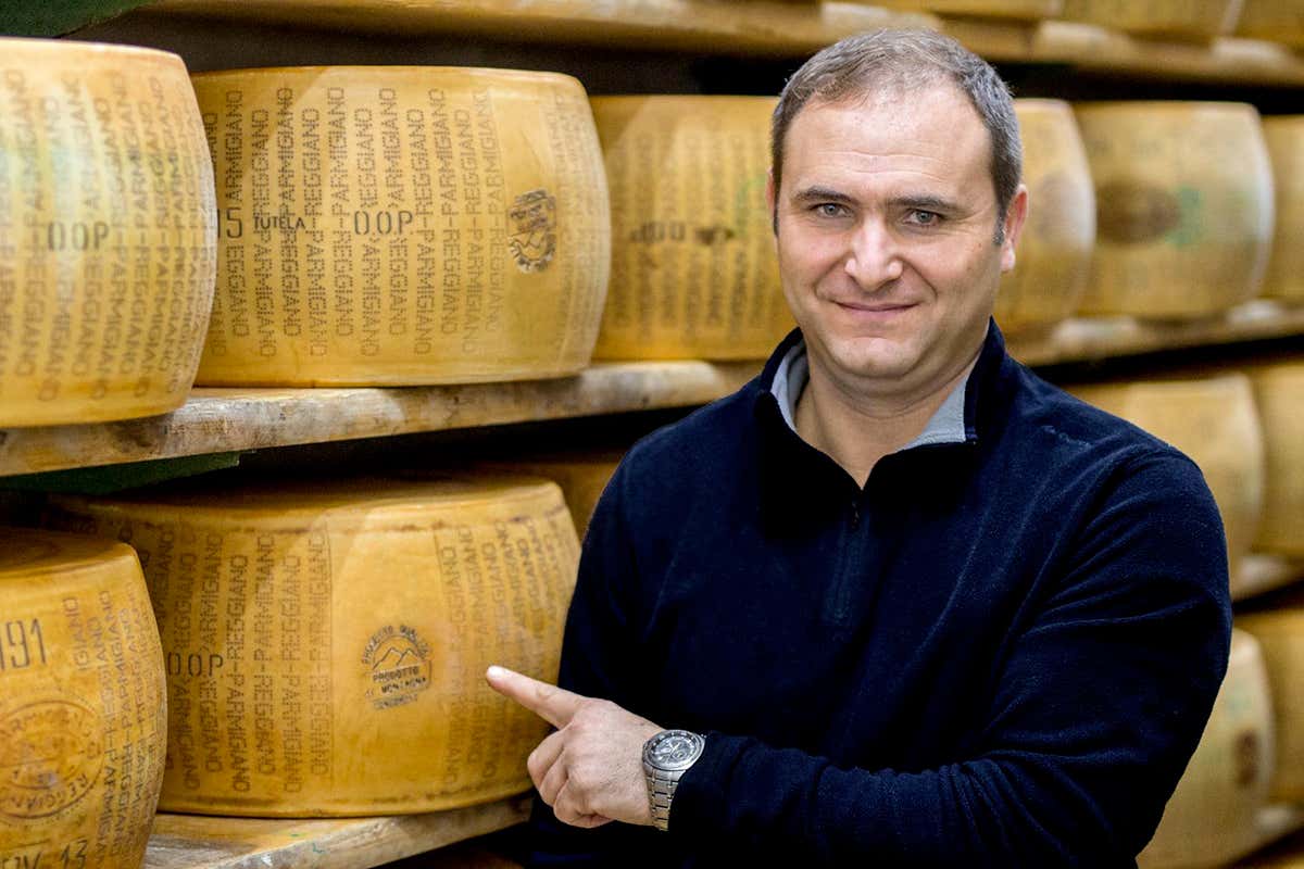 Parmigiano Reggiano: più del 20% nasce in montagna, ma non se ne parla abbastanza