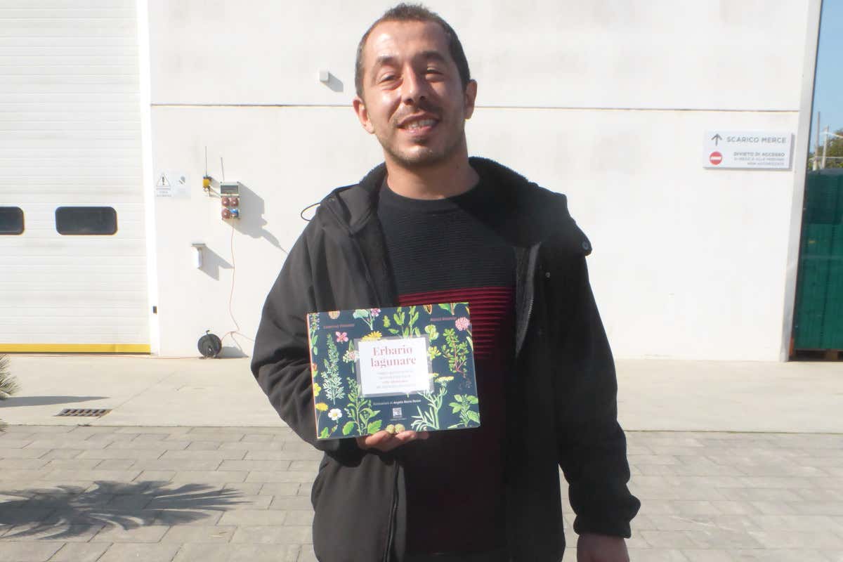 Marco Bozzato, l'ideatore di Verbezia  Con Verbezia alla scoperta di erbe alimentari particolari e semisconosciute