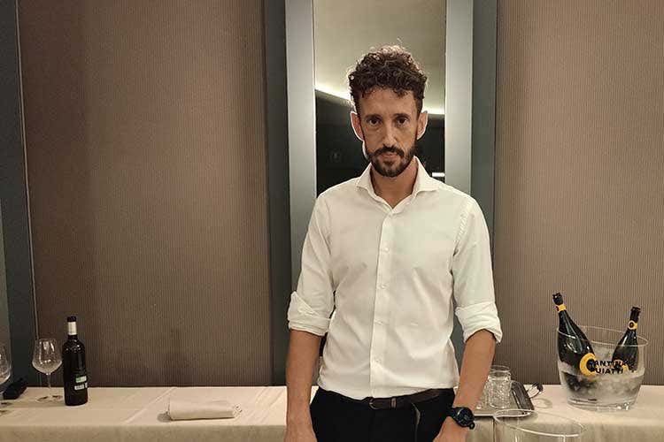 Lo chef Marco Gargaglia che, con Taro Shimosaka, curer&agrave; il menu giapponese Le due facce culinarie del Vizio sulla stessa tavola: niente fusion, solo contaminazioni