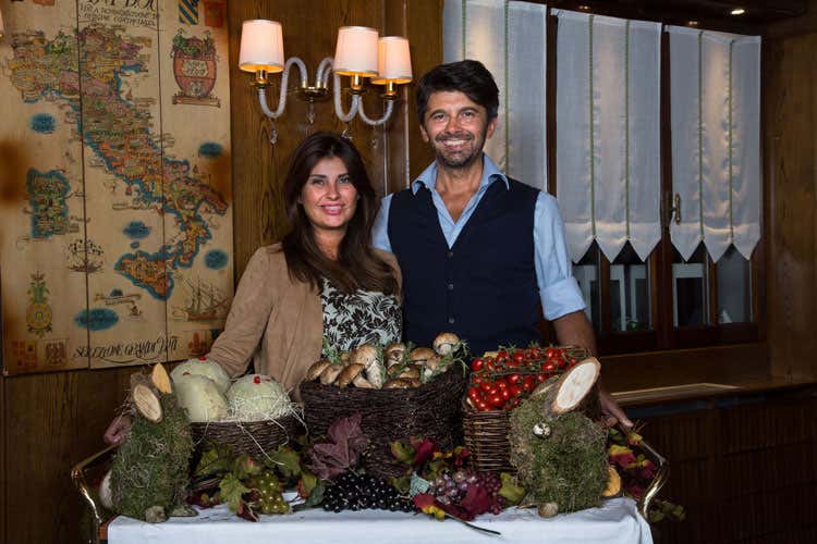 Elena e Diego Zanchi - Il mare all&rsquo;aeroporto di Orio al Serio? No, &egrave; solo una bella idea de Le Stagioni