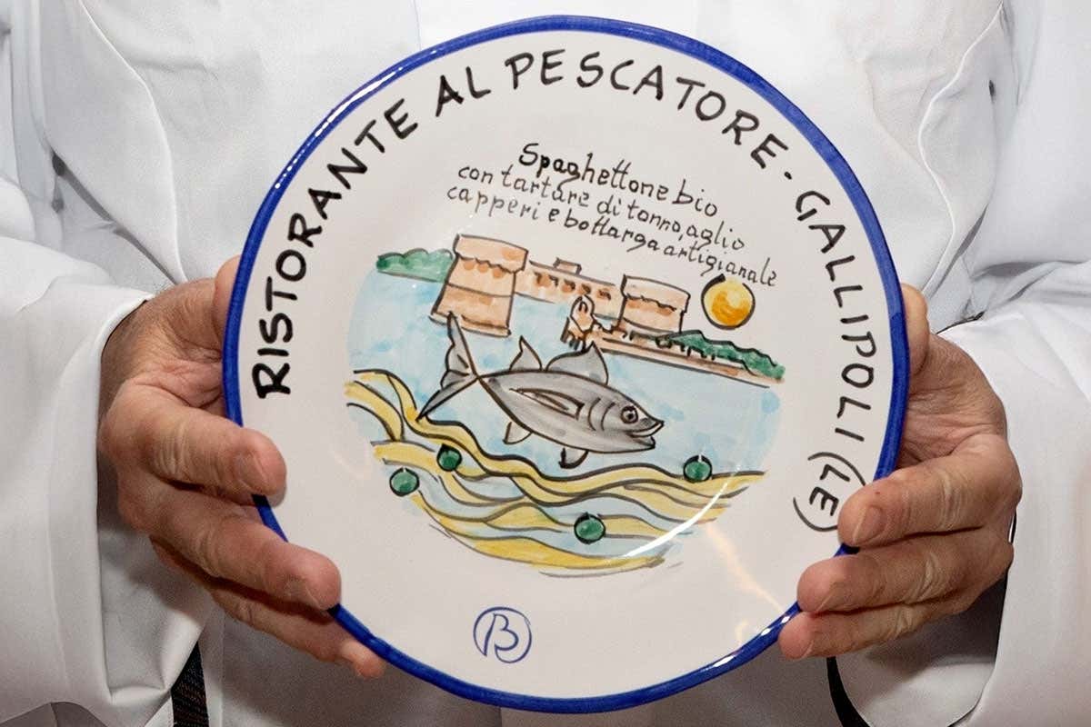 Il ristorante a Gallipoli che sceglie il pesce quando è ancora in mare