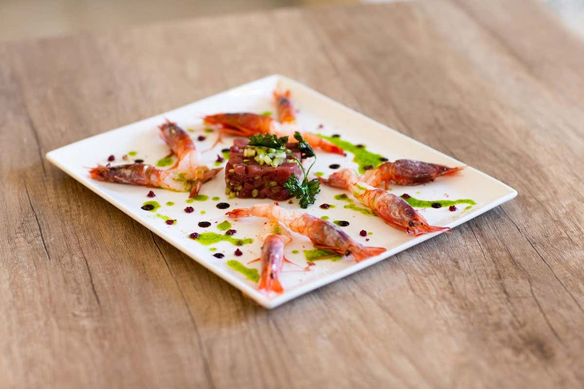 Il ristorante a Gallipoli che sceglie il pesce quando è ancora in mare