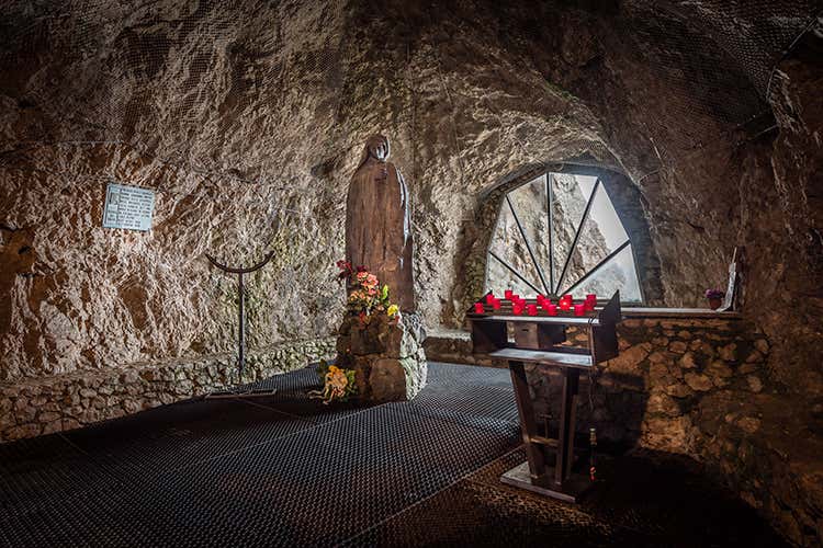 Scorci tutti da scoprire - Nel cuore della Marmolada Storia e montagna adatta a tutti