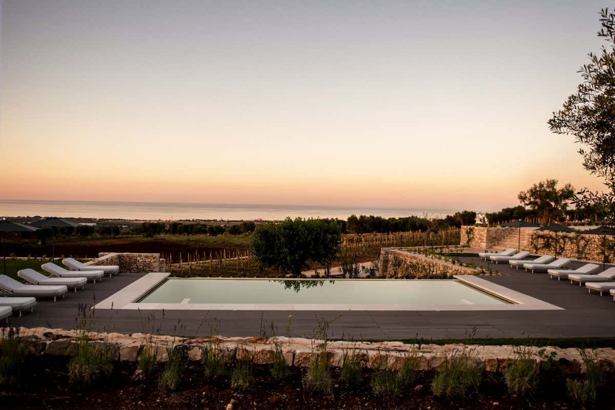 Masseria AuraTerrae, pace e lusso nella campagna di Polignano a Mare Masseria AuraTerrae, pace e lusso nella campagna di Polignano a Mare