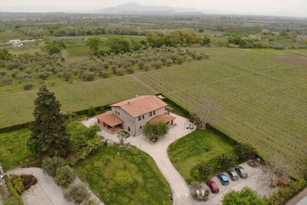 Tra natura, storia e vino, ecco la Masseria Campierti