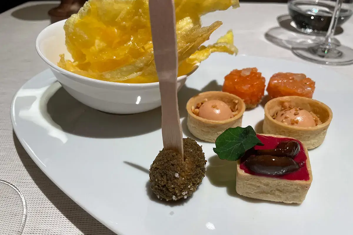 Dall'hotel alla Loge sui campi da sci, [Le Massif vince anche grazie all'alta cucina]