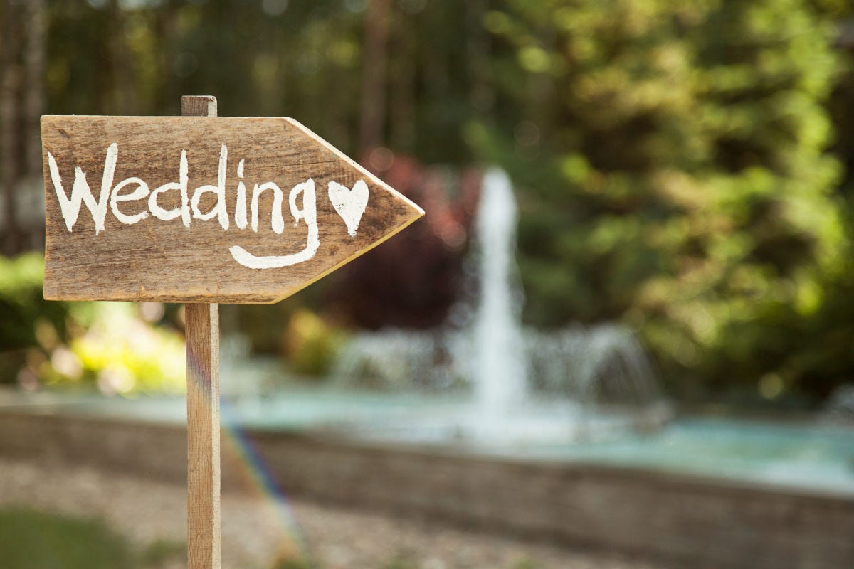 Le tendenze wedding 2023, inno al green con tocchi rock Anche i matrimoni guardano alla sostenibilità