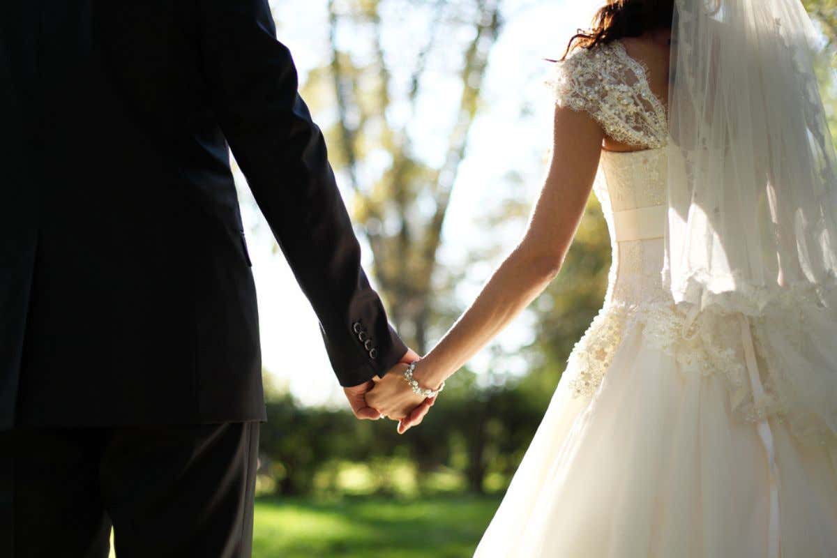 50 Biglietti Forati Per Palloncini A Forma Di Cuore, Tema Matrimonio "Frisch Sposato", Formato A6 Orizzontale, Con Spazio Per Dedica E Indirizzo, Prodotti In Germania
