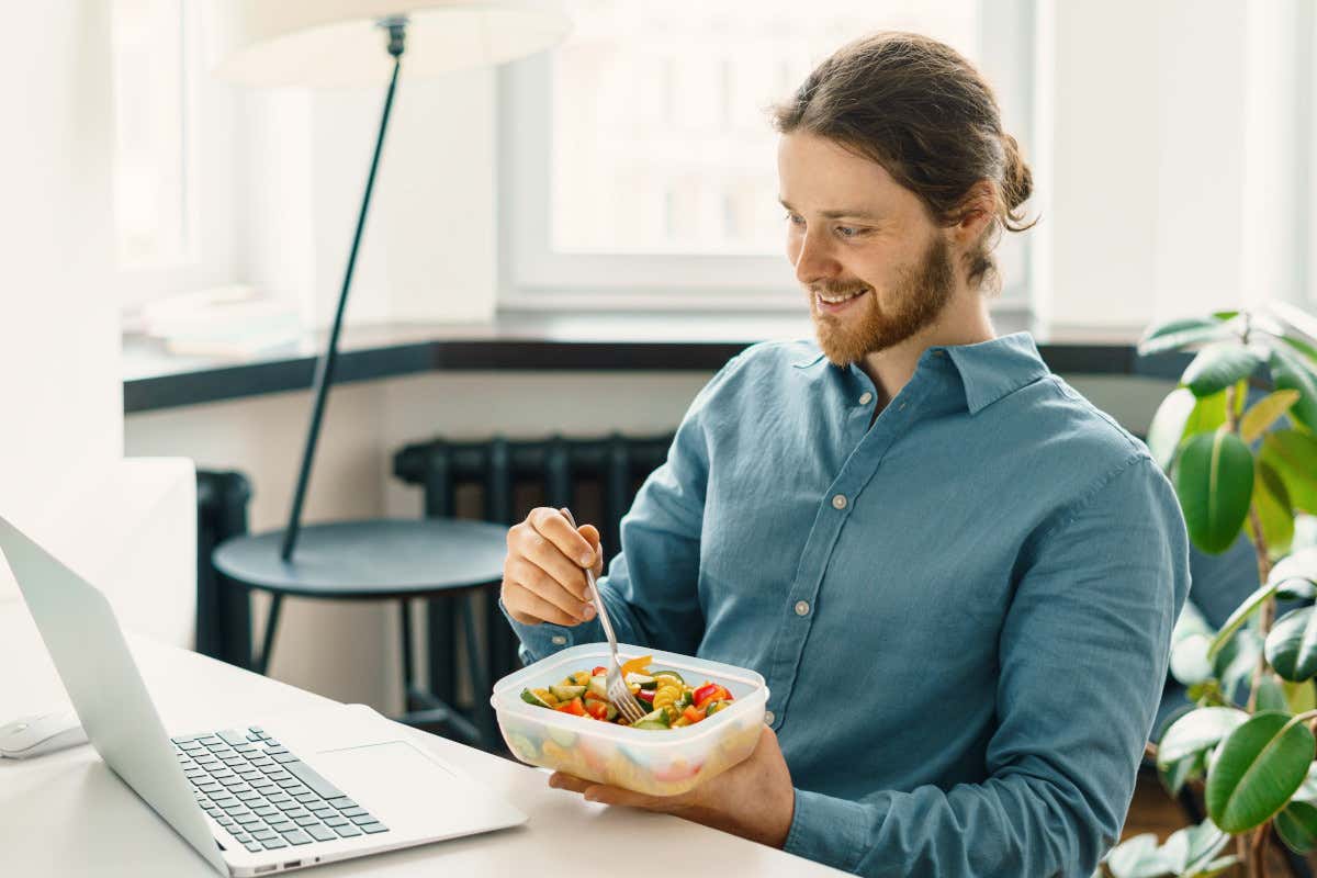 Come cambiano le abitudini alimentari degli italiani al lavoro dopo le vacanze?