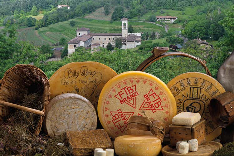 (Il meglio dei formaggi a Bergamo Tre giorni di approfondimenti con Forme) (Il meglio dei formaggi a Bergamo Tre giorni di approfondimenti con Forme)