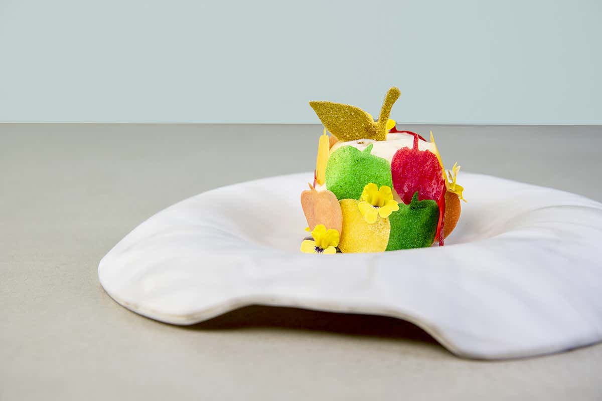 Mela, sedano e caramello al tabacco Tutta l’arte di Luca Landi nel nuovo menu de Il Lunasia