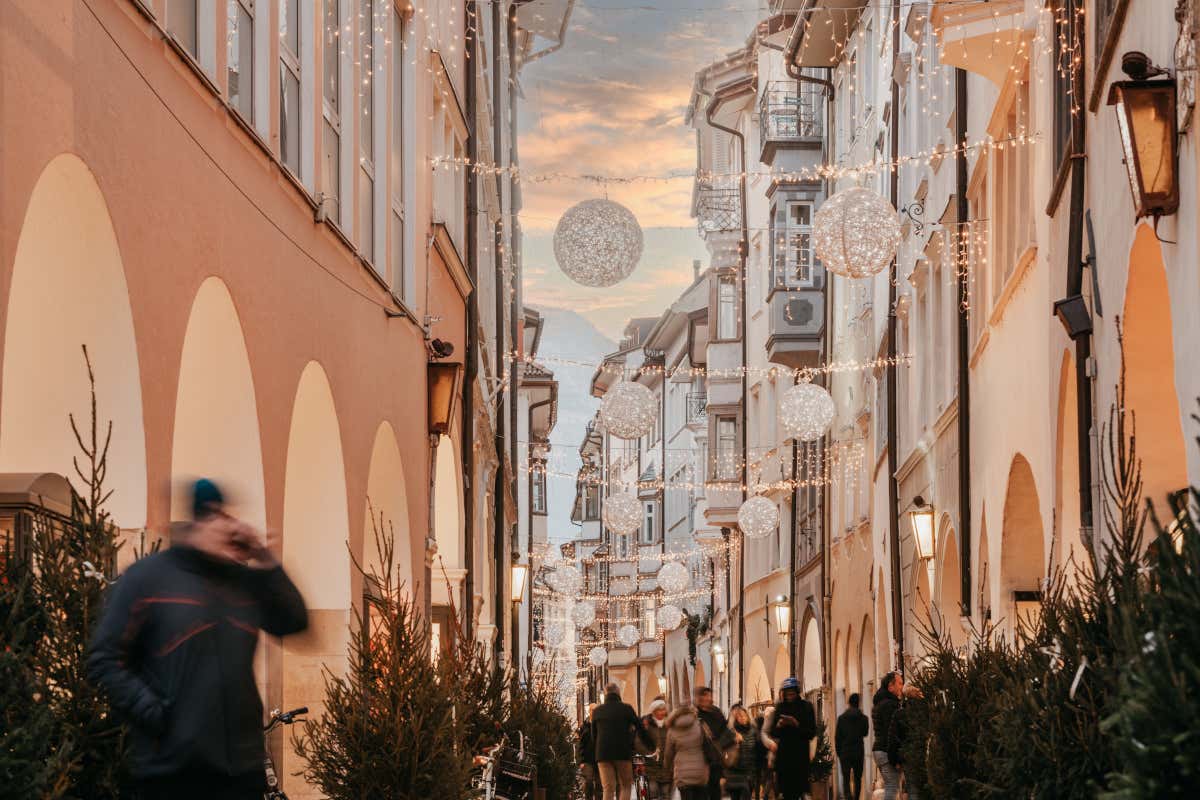 A Natale Bolzano diventa il set di una favola d'inverno A Natale Bolzano diventa il set di una favola d'inverno