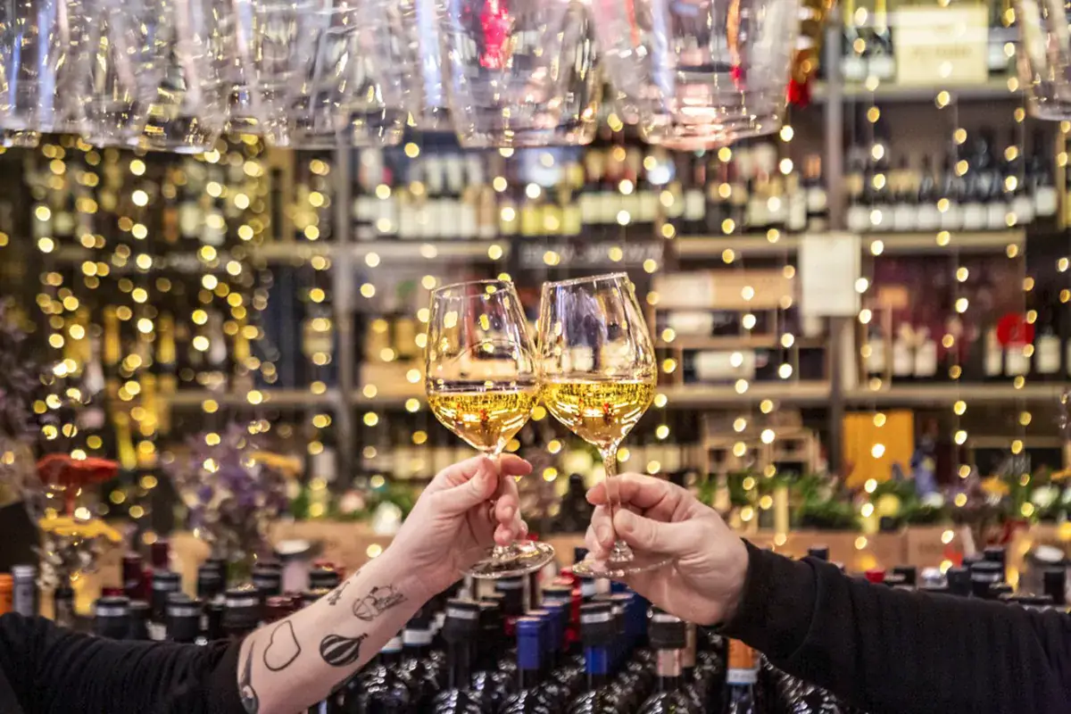 Dal 7 dicembre prende avvio un ricco di calendario di eventi e novit&agrave; al Mercato Centrale Firenze (Fonte: Facebook Mercato Centrale Firenze) Il Mercato Centrale Firenze si illumina in attesa de Natale