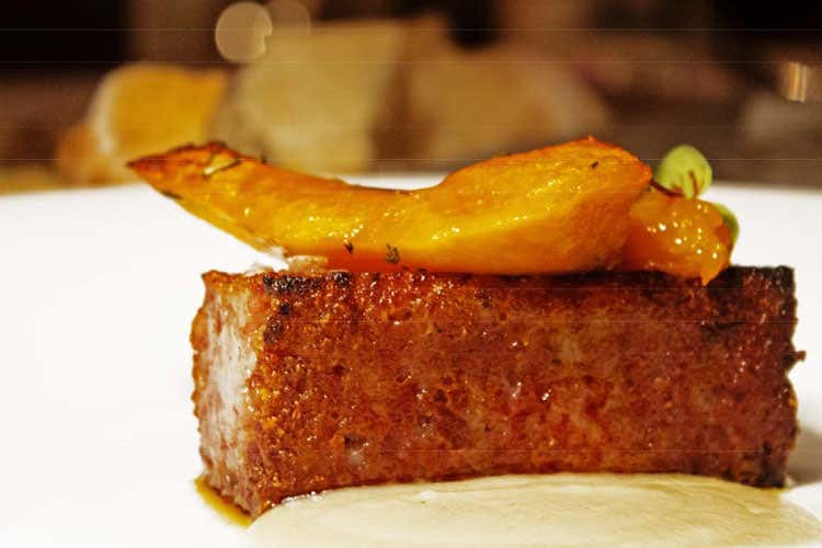 (Il figliol prodigo Michele Mauri torna a Origgio e riapre La Piazzetta)