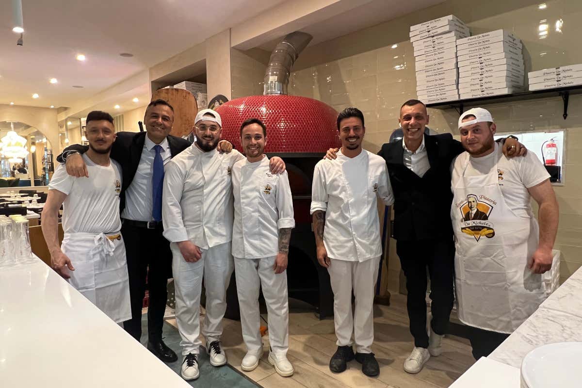 Ecco com'è la nuova “Antica Pizzeria Da Michele” a Caserta