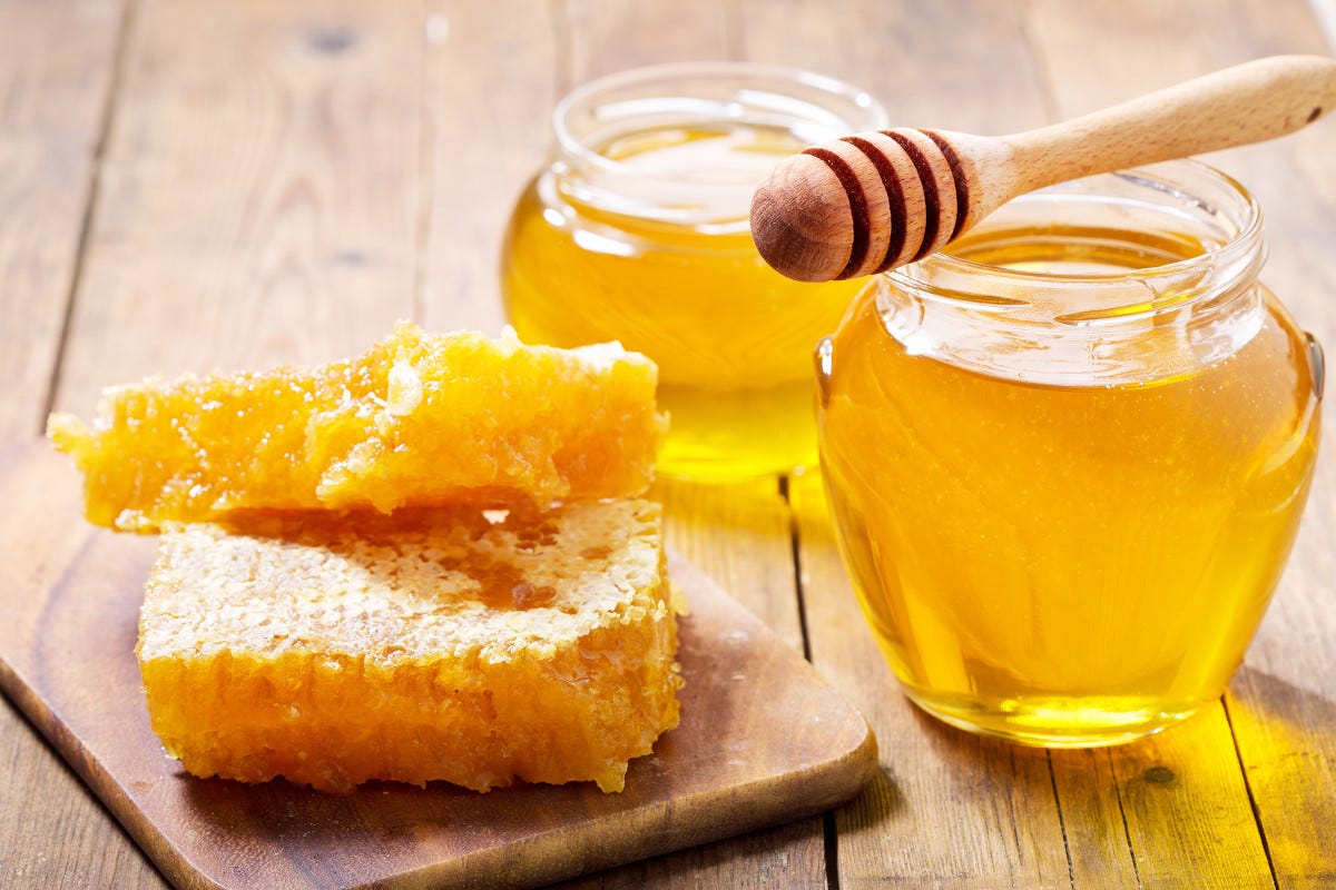 Miele in cucina: ecco come usarlo in ricette e abbinamenti