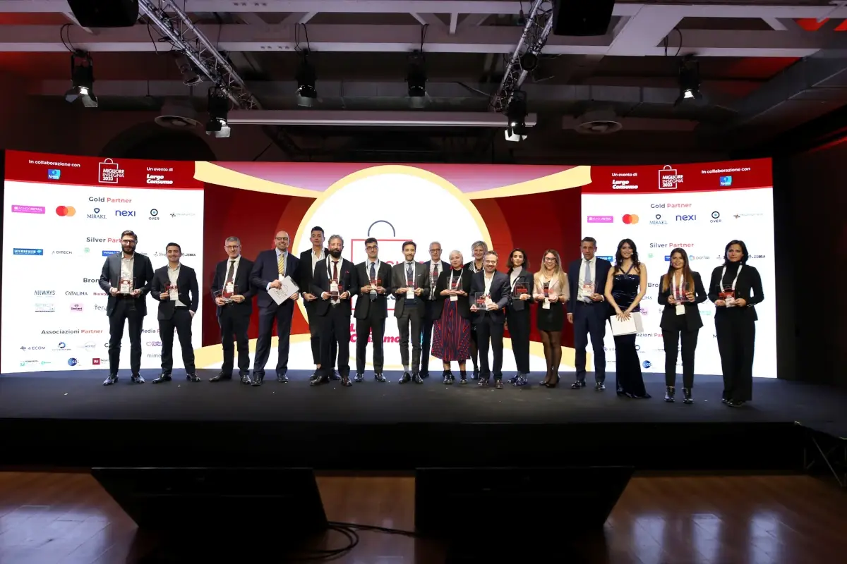 I premiati di Miglior Insegna 2022 Migliore Insegna 2023, tra i vincitori Esselunga, Aldi, Roadhouse e McDonald&rsquo;s