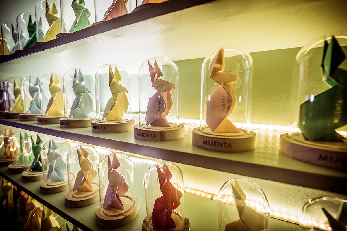 Conejos como el origami magenta, el tequila artesano mexicano super premium llega a Italia