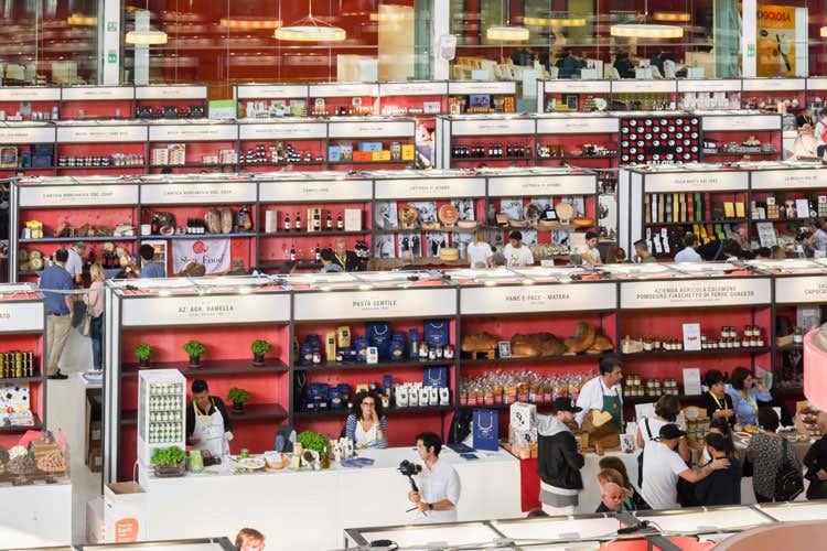 (Milano Golosa, materie prime in vetrina Protagonisti gli artigiani del gusto) (Milano Golosa, materie prime in vetrina Protagonisti gli artigiani del gusto)