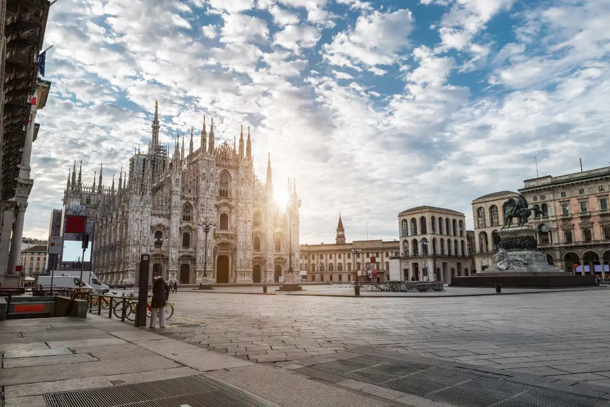 Milano, nuovi aiuti per ristoranti, commercianti e botteghe storiche
