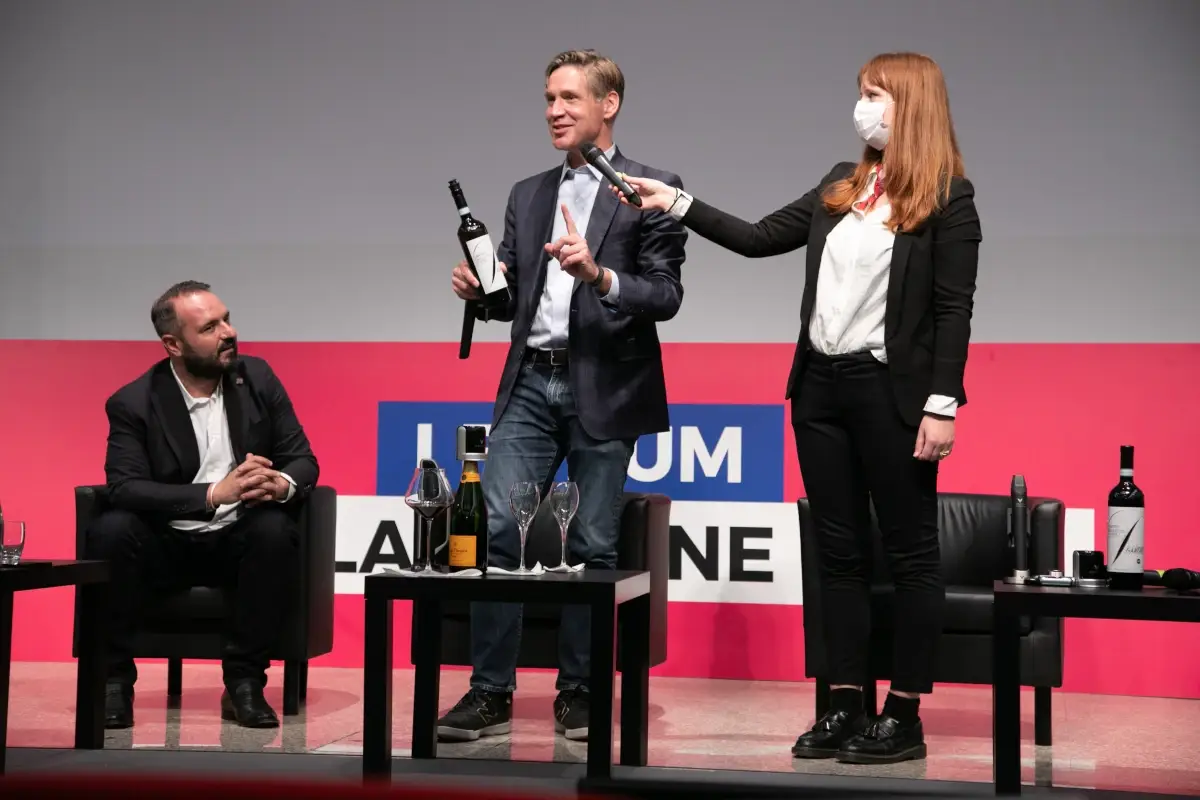 Un incontro della Milano Wine Week 2021 Accessibile, internazionale e sostenibile: &egrave; la nuova Milano Wine Week