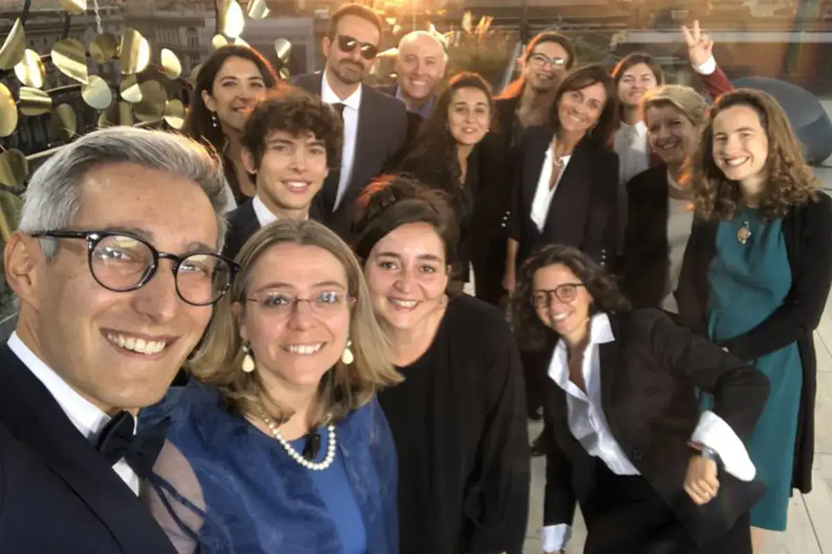 Lo staff che ha condotto il progetto Milano, con un milione di sterline di premio un nuovo hub contro lo spreco alimentare
