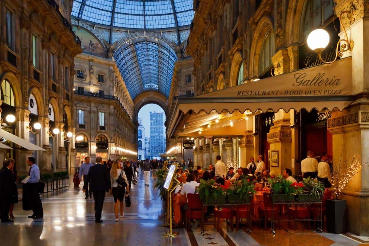 Milano più multietnica: oltre 6mila i ristoranti, “solo” la metà di cucina italiana Milano più multietnica: oltre 6mila i ristoranti, “solo” la metà di cucina italiana