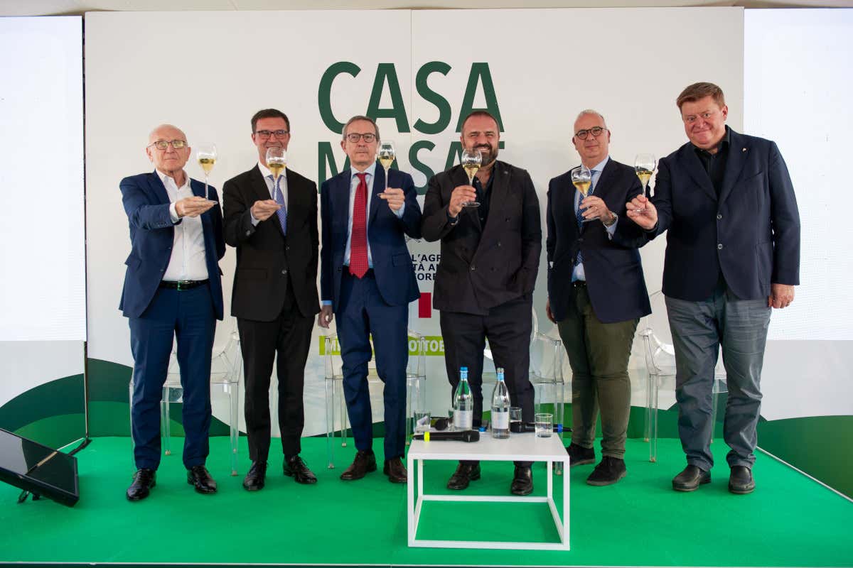 Milano Wine Week, si alza il sipario sulla sesta edizione dell'evento