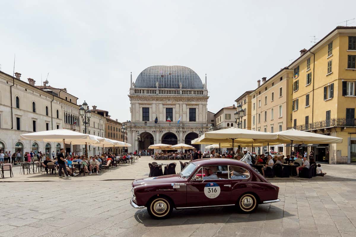 Da Brescia a Roma e ritorno: in partenza la Mille Miglia