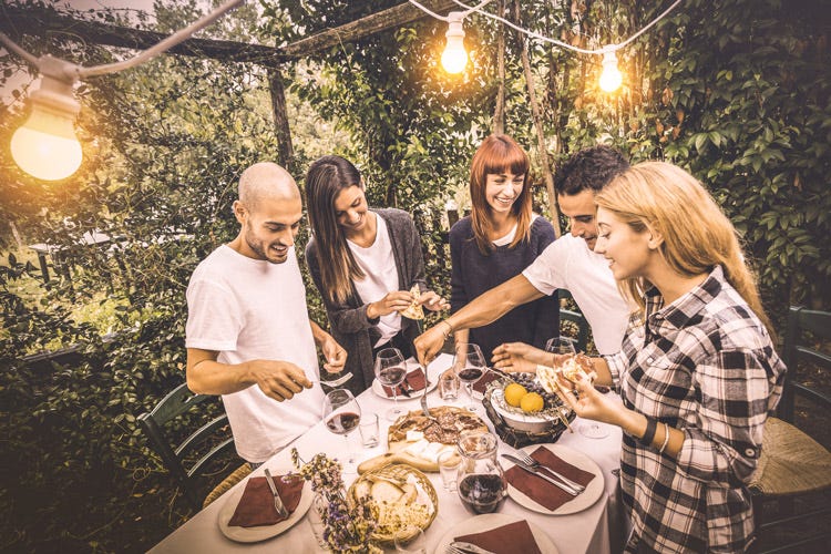 I Millennials sono sempre più attratti da ristoranti tipici e prodotti locali (I Millennials attratti dal food Il 46% sono turisti enogastronomici)