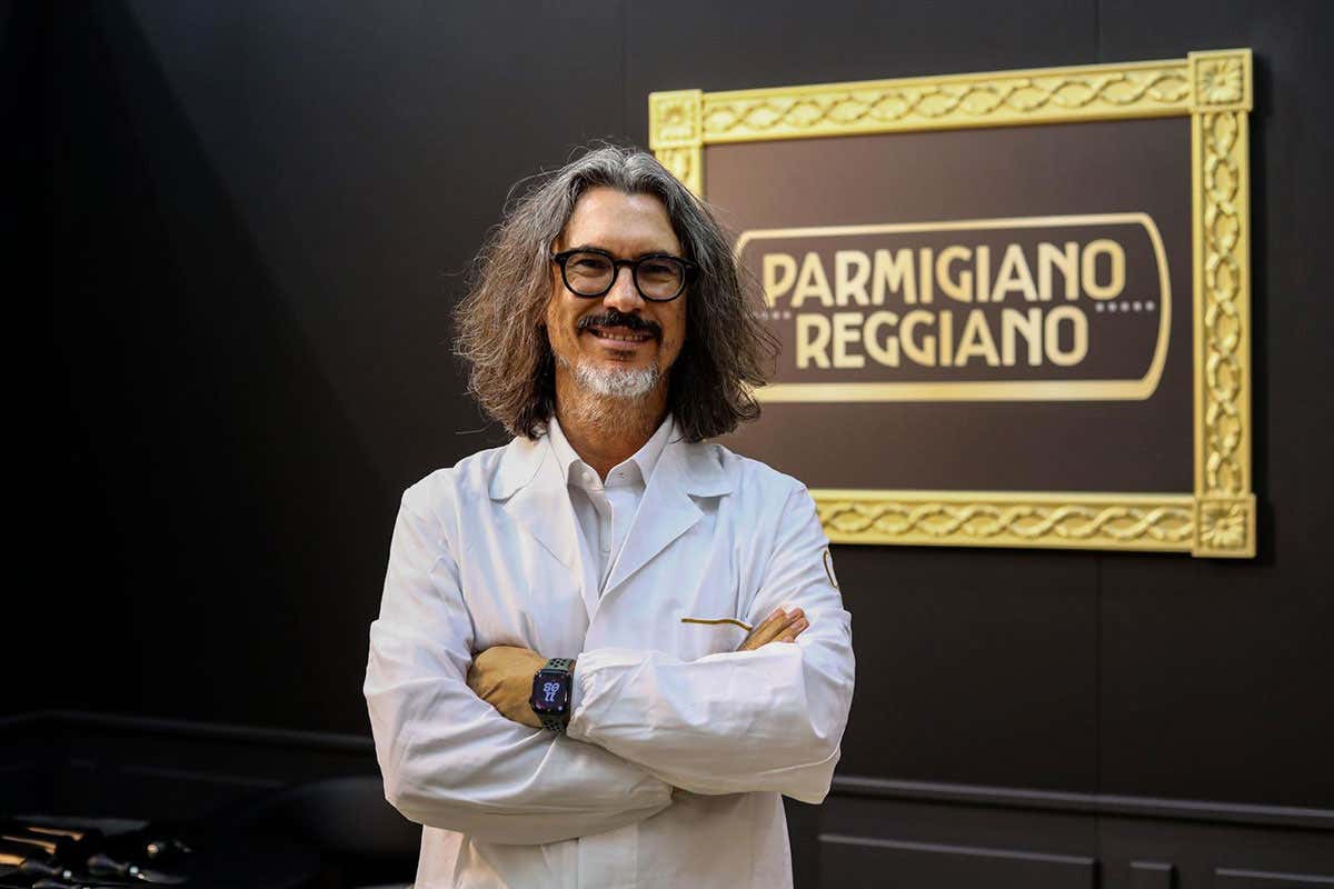 Parmigiano Reggiano, l’Accademia in campo per formare chi lo serve Parmigiano Reggiano, l’Accademia in campo per formare chi lo serve